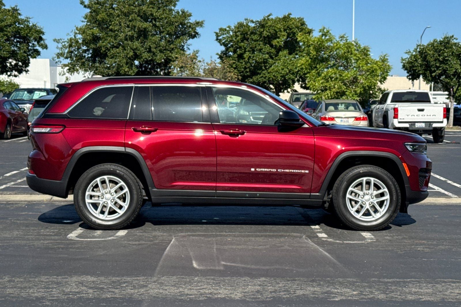 2025 Jeep Grand Cherokee Laredo X
