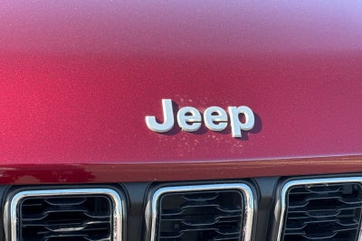 2025 Jeep Grand Cherokee Laredo X