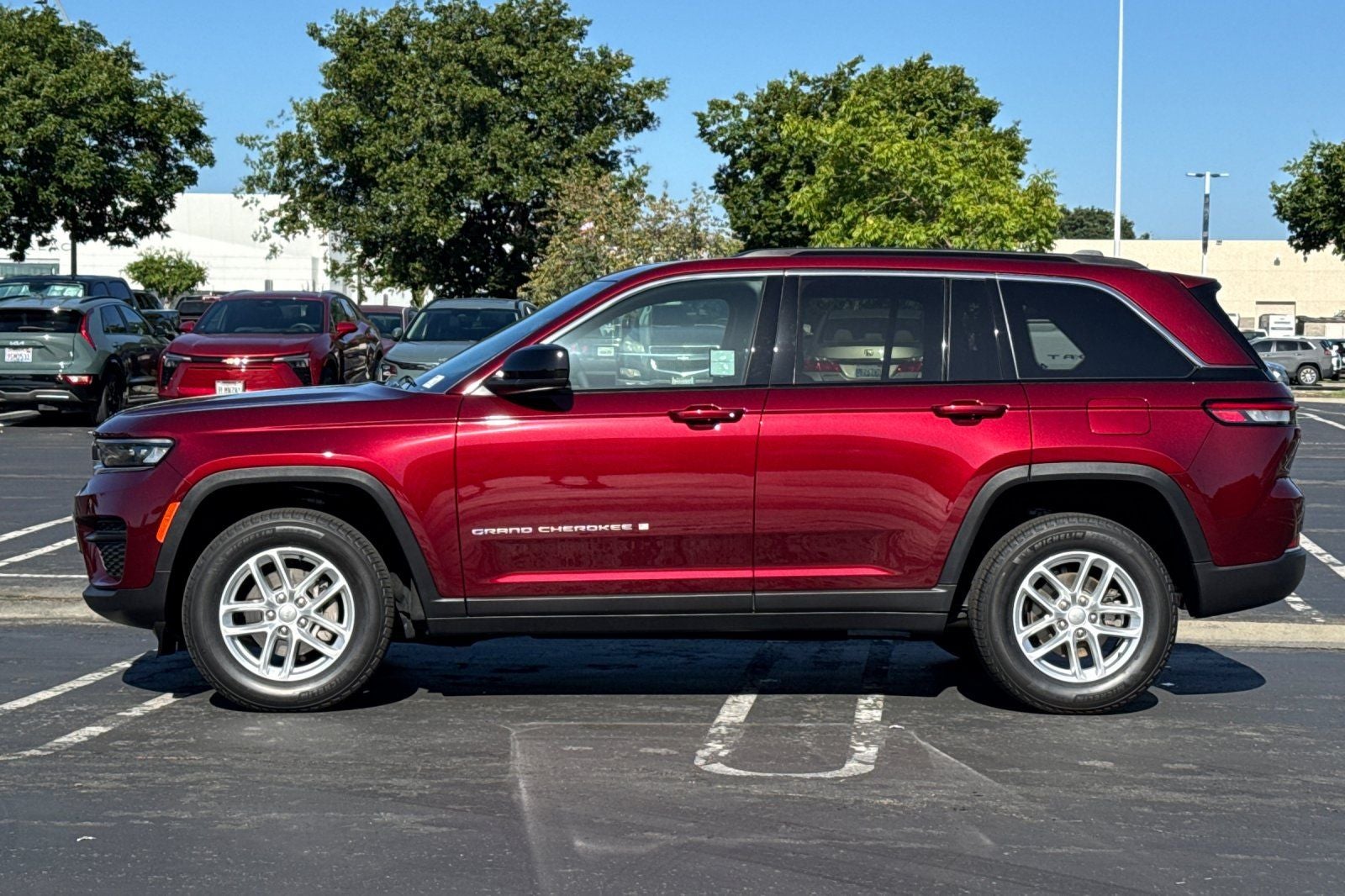 2025 Jeep Grand Cherokee Laredo X