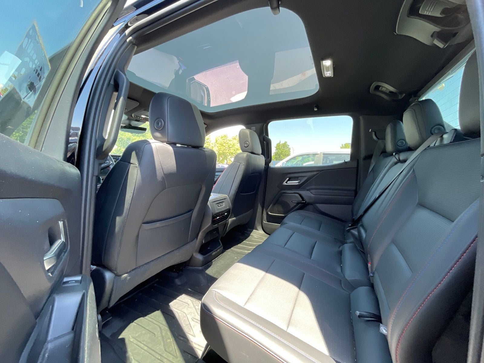 2025 Chevrolet Silverado EV RST