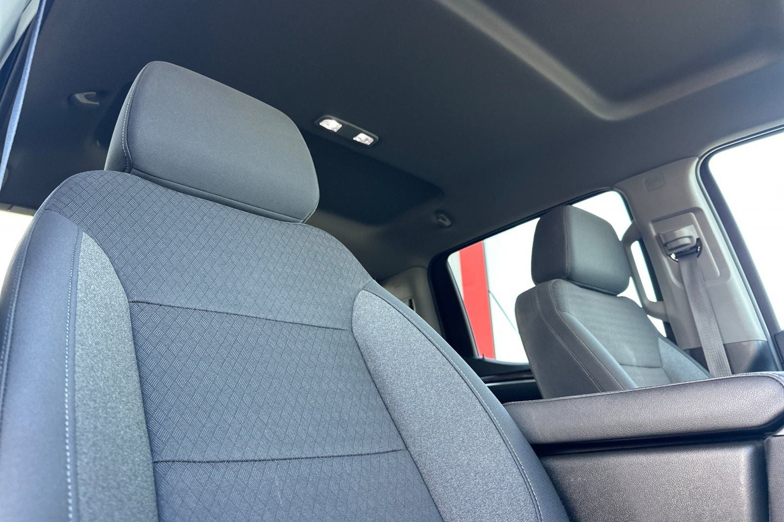 2026 Chevrolet Silverado 1500 LT LT1