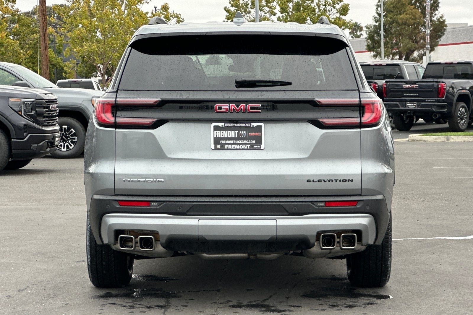 2025 GMC Acadia Elevation
