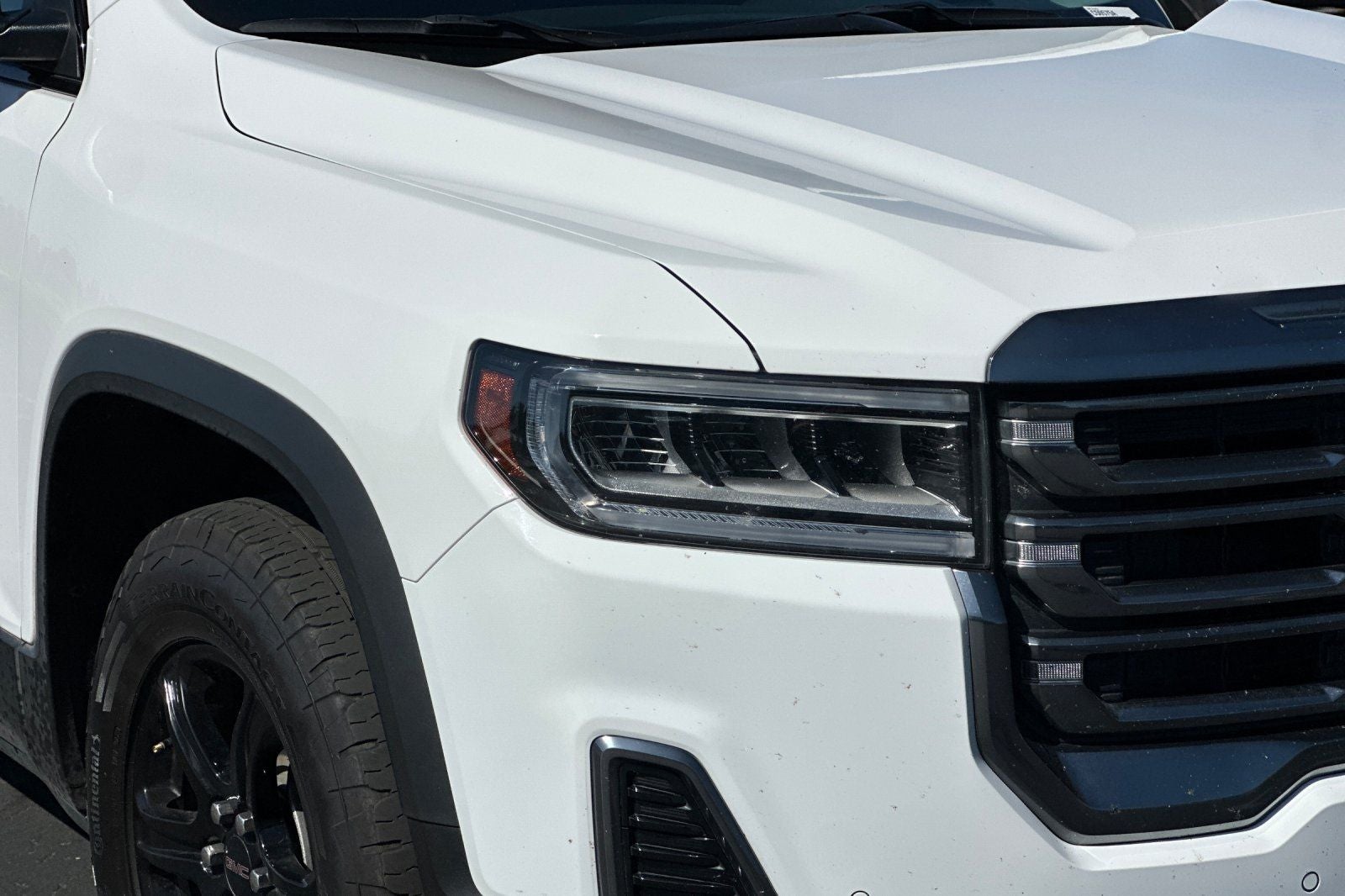 2023 GMC Acadia AT4