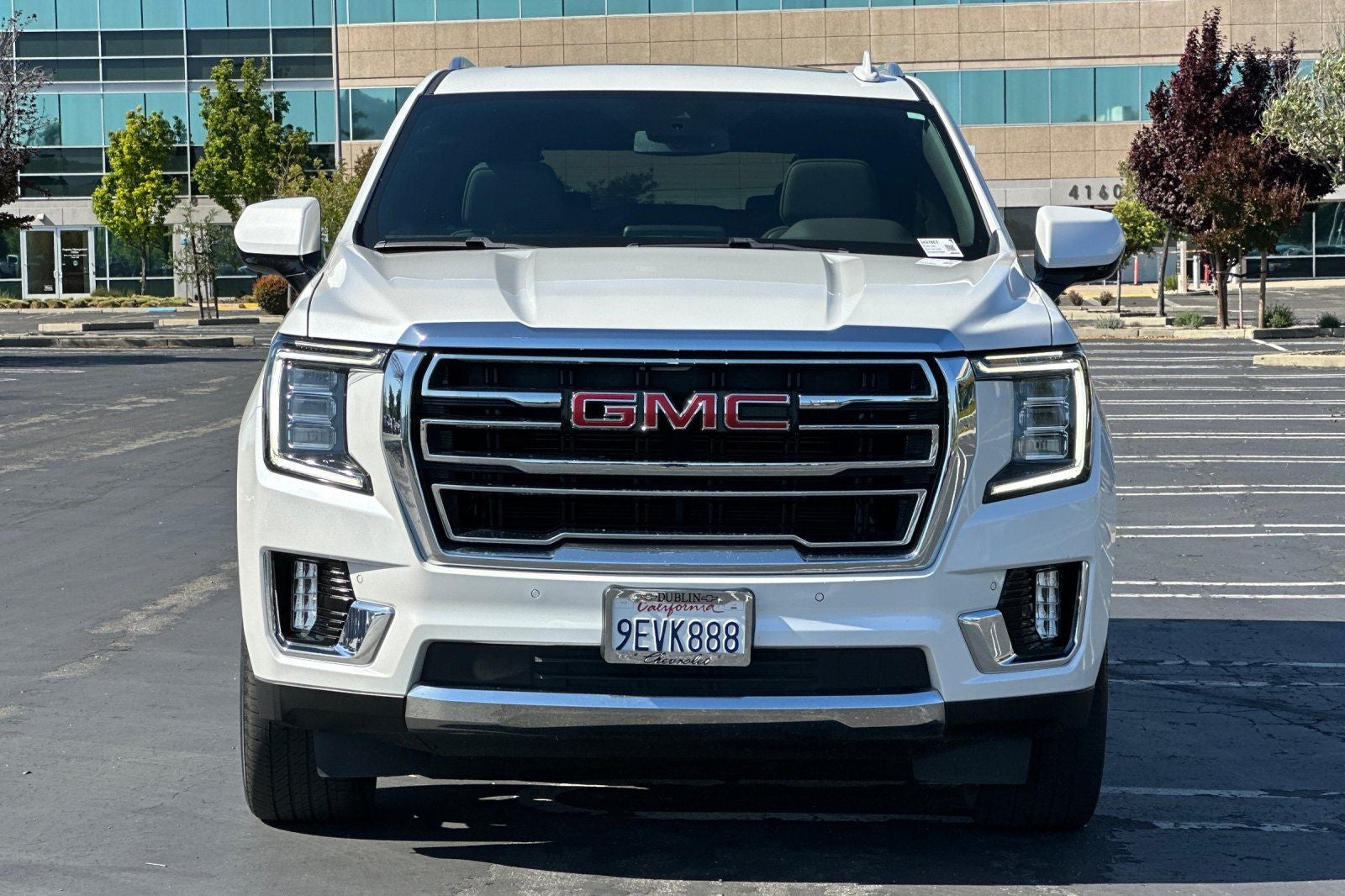 2023 GMC Yukon SLT