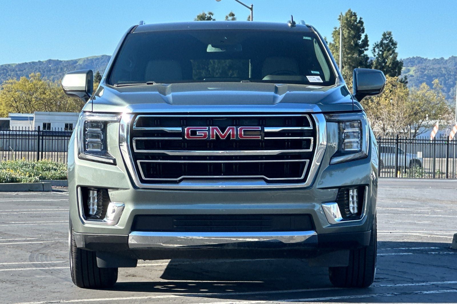 2024 GMC Yukon SLT