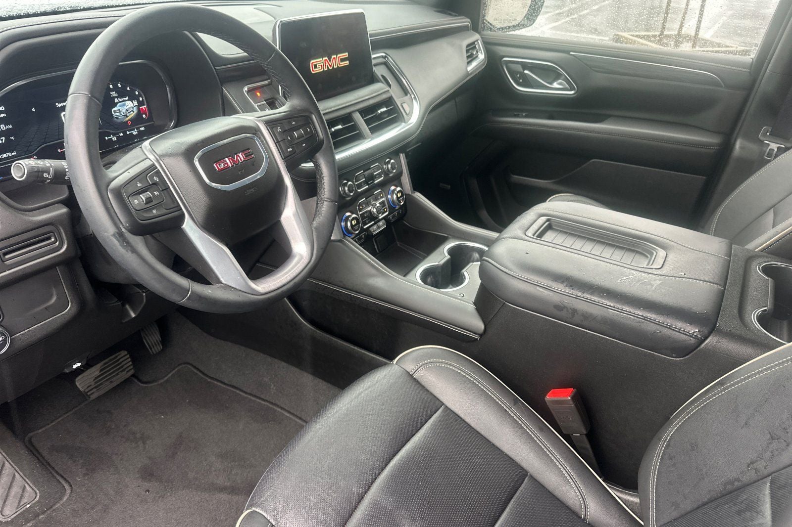 2024 GMC Yukon XL SLT