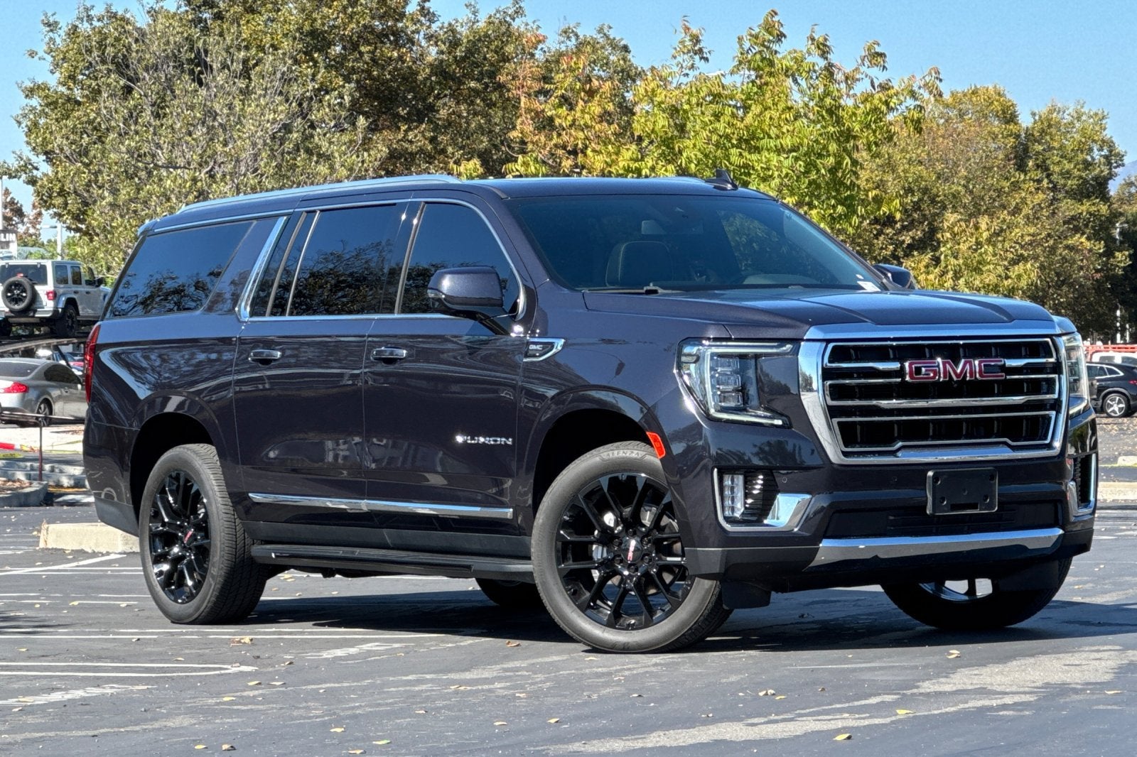 2023 GMC Yukon XL SLT