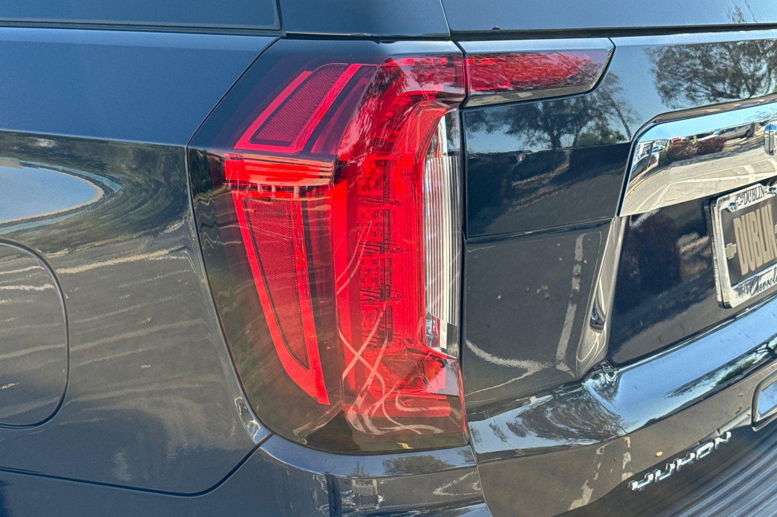 2023 GMC Yukon XL SLT