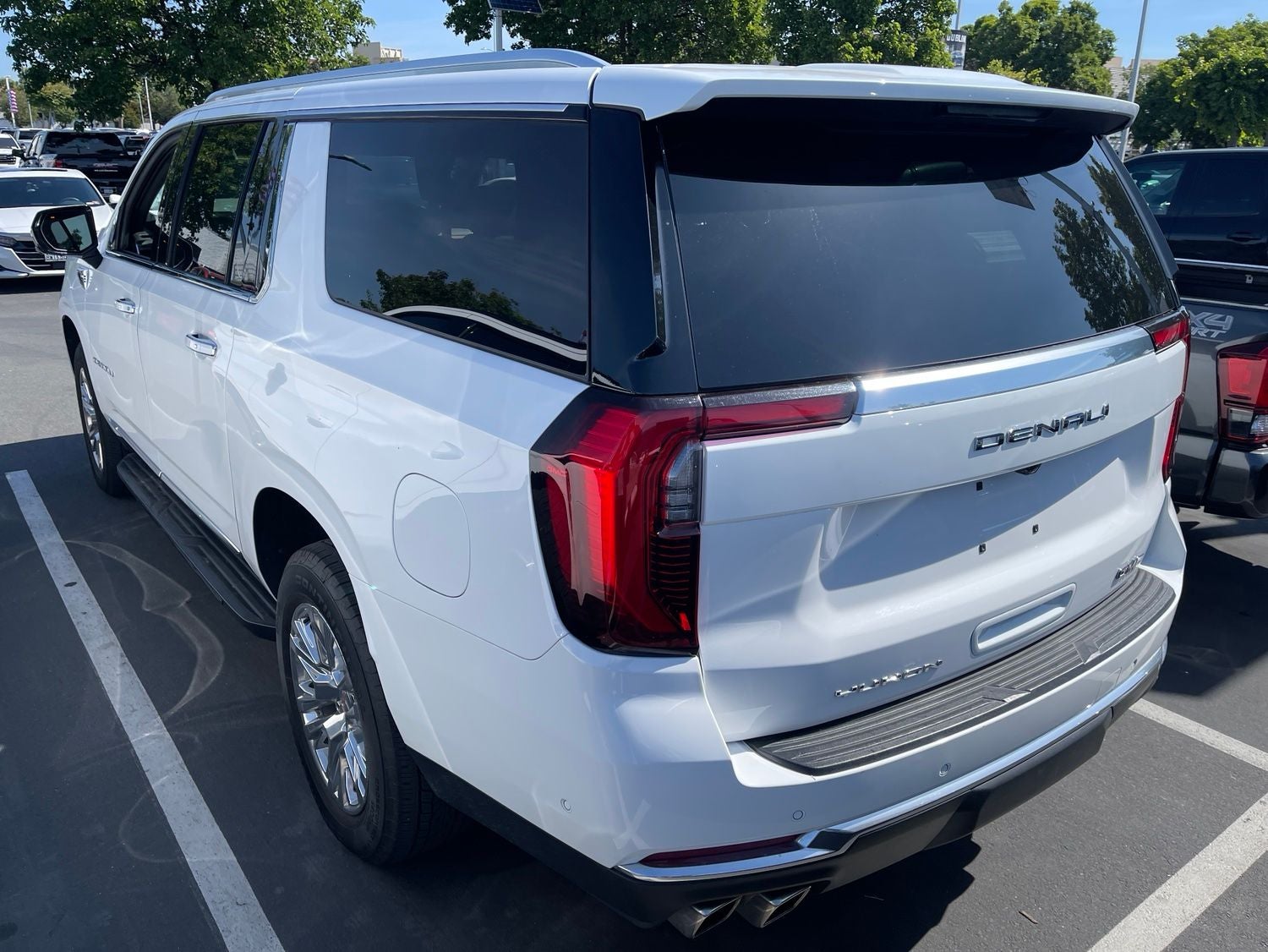 2025 GMC Yukon XL Denali