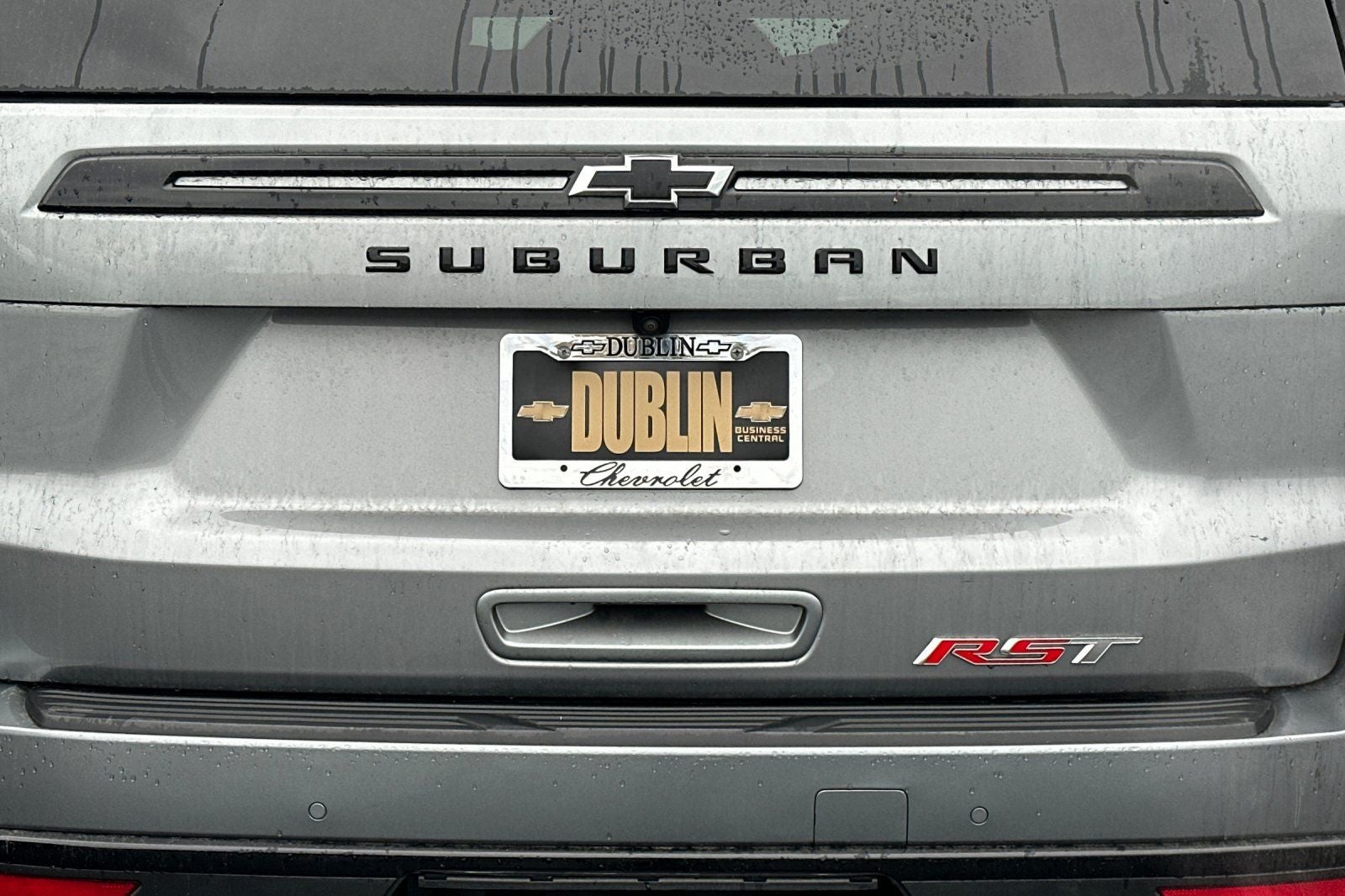 2023 Chevrolet Suburban RST