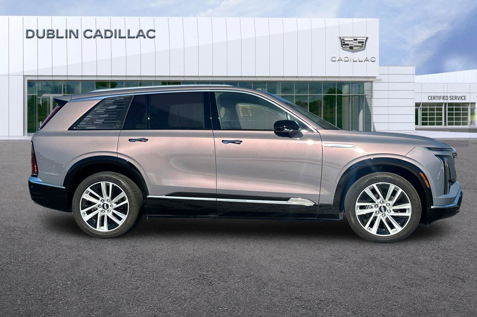 2026 Cadillac VISTIQ Luxury