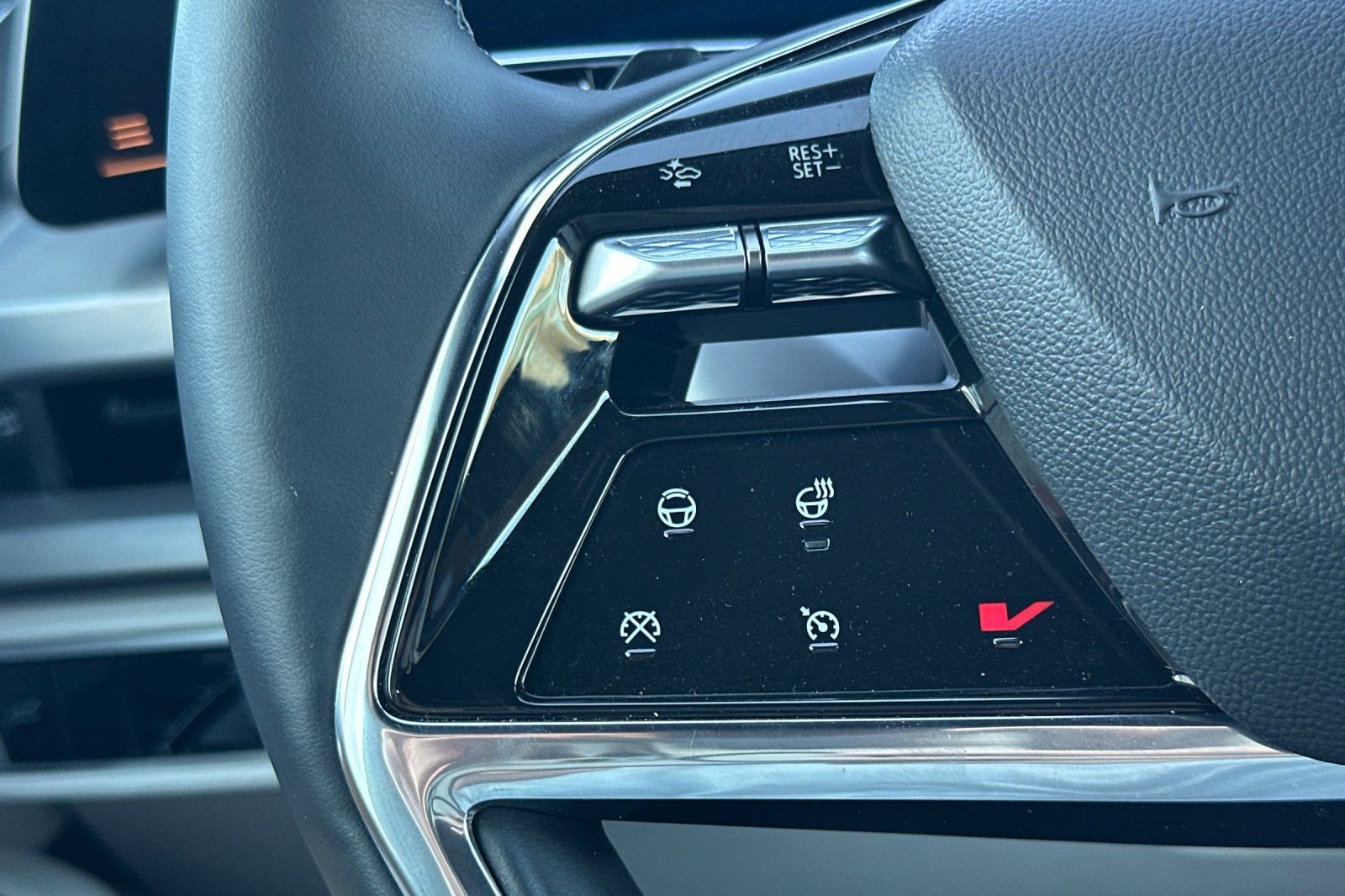 2026 Cadillac VISTIQ Luxury