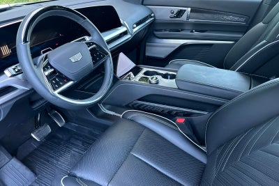 2026 Cadillac VISTIQ Platinum