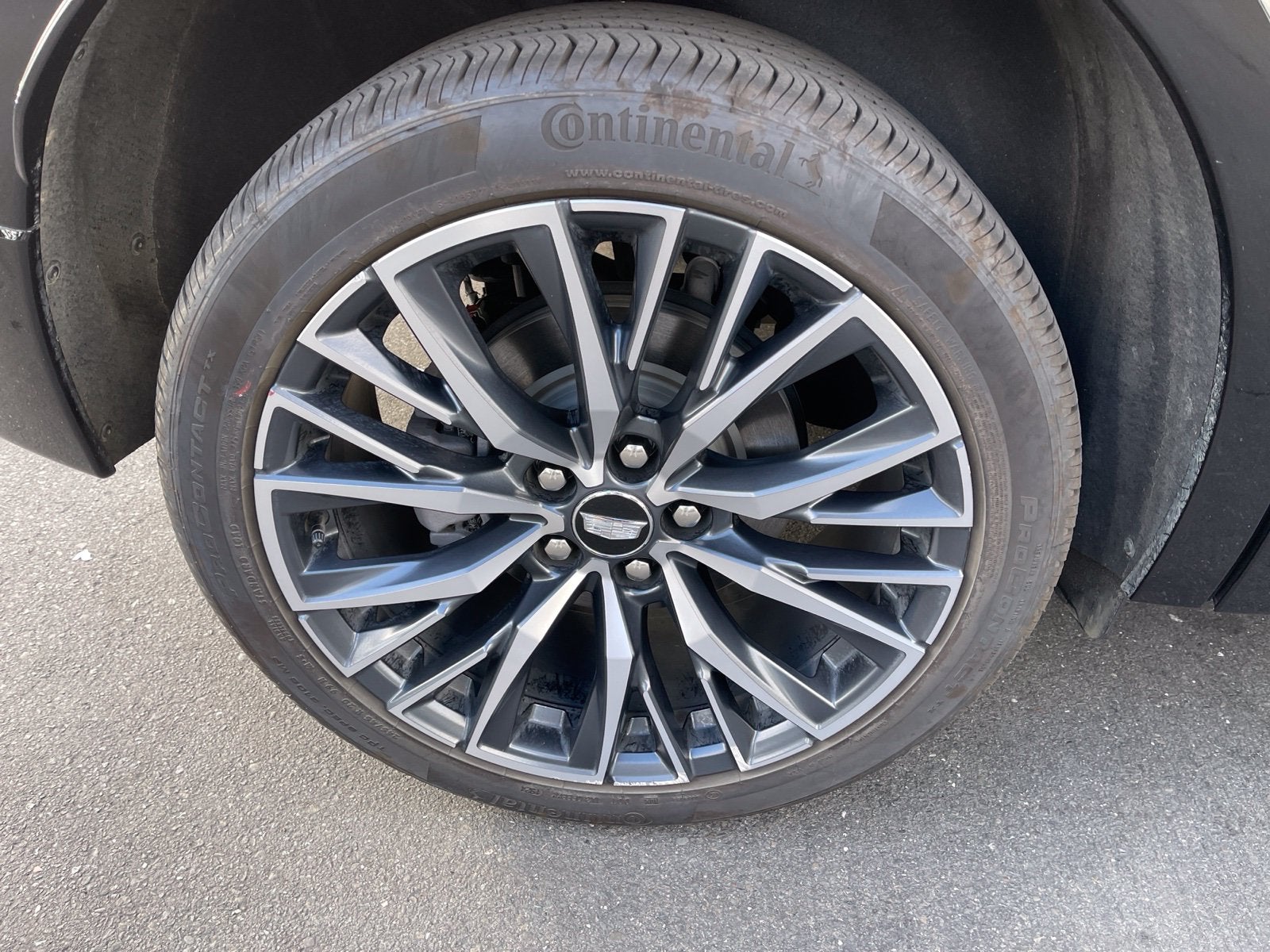 2024 Cadillac XT4 Sport