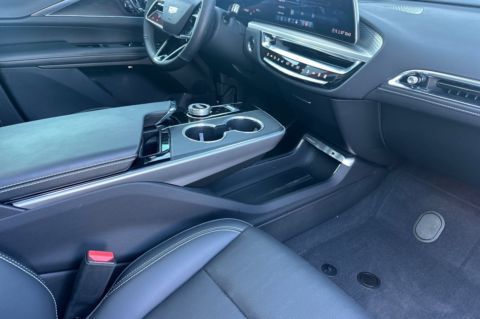 2025 Cadillac LYRIQ Luxury