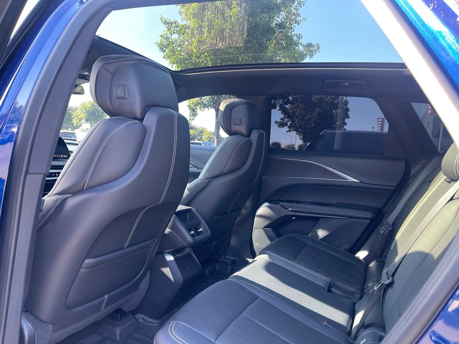 2024 Cadillac LYRIQ Sport