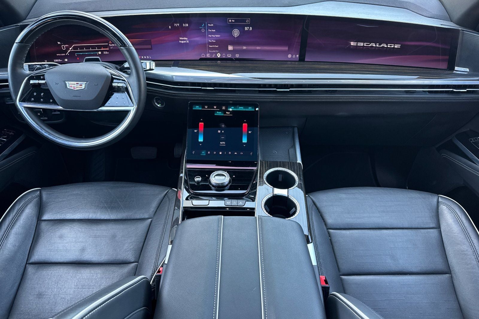 2025 Cadillac Escalade Premium Luxury