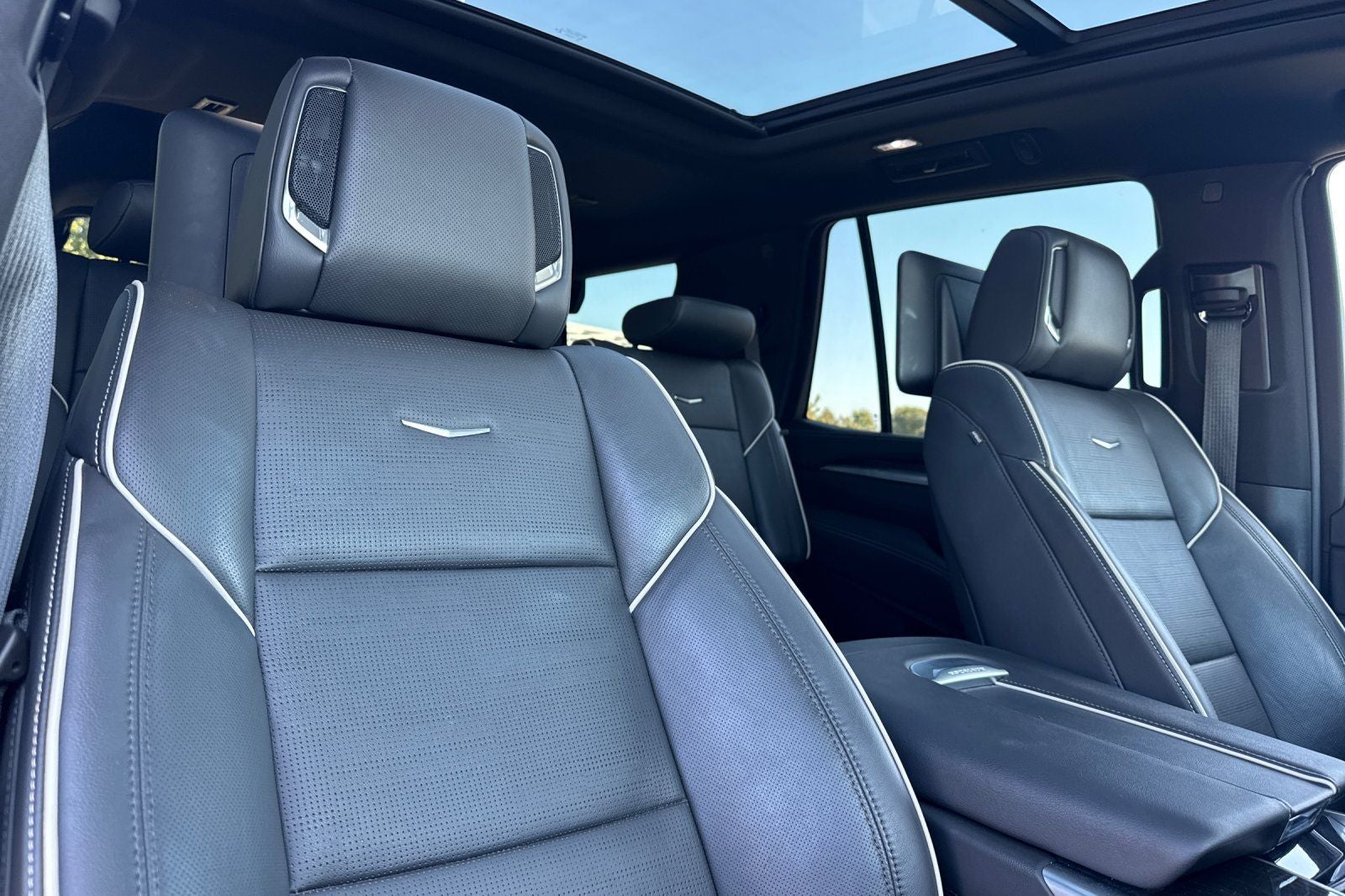 2025 Cadillac Escalade Premium Luxury