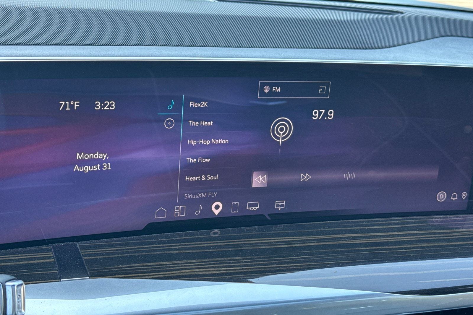 2025 Cadillac Escalade Premium Luxury