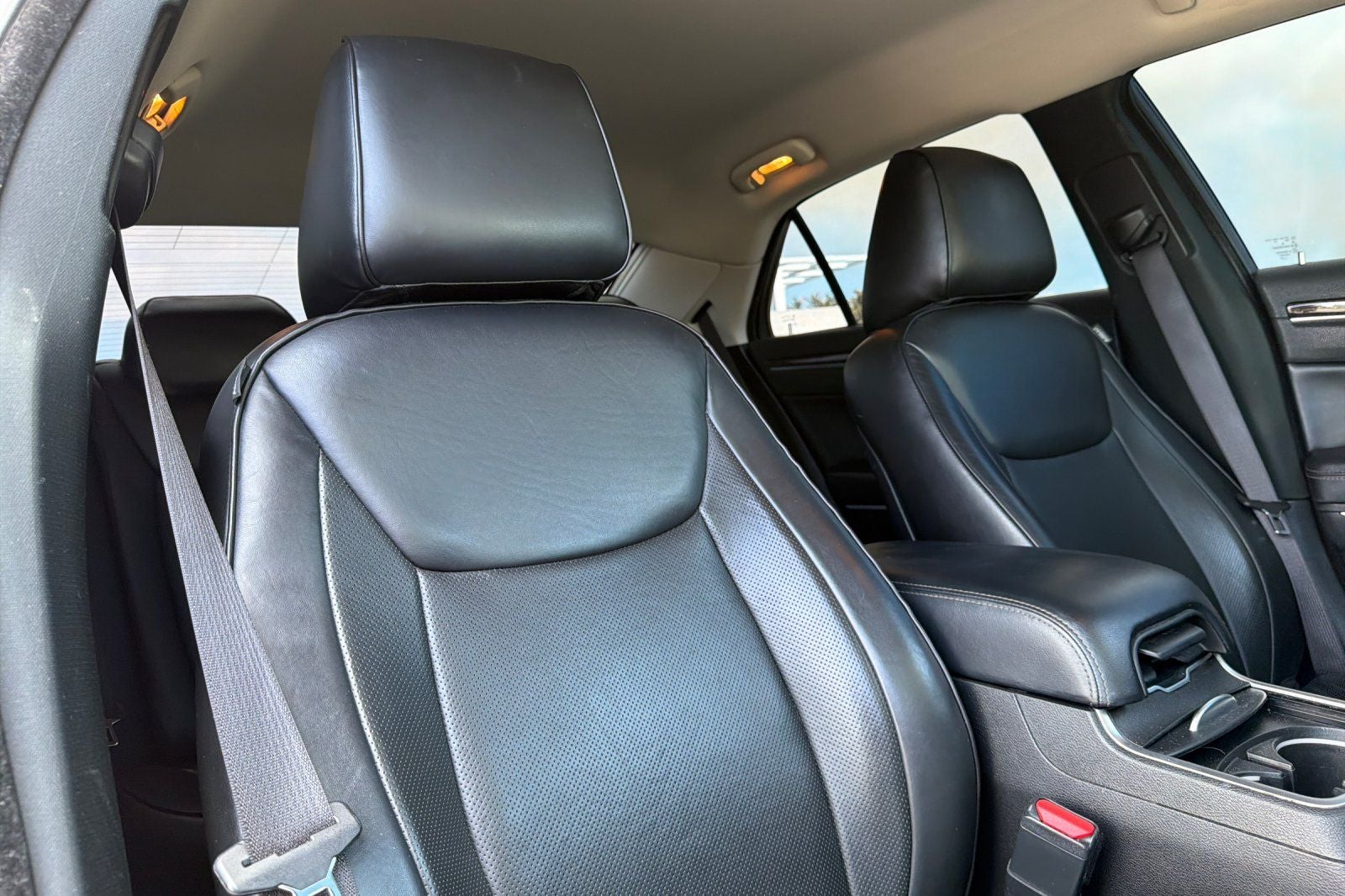 2022 Chrysler 300 Touring