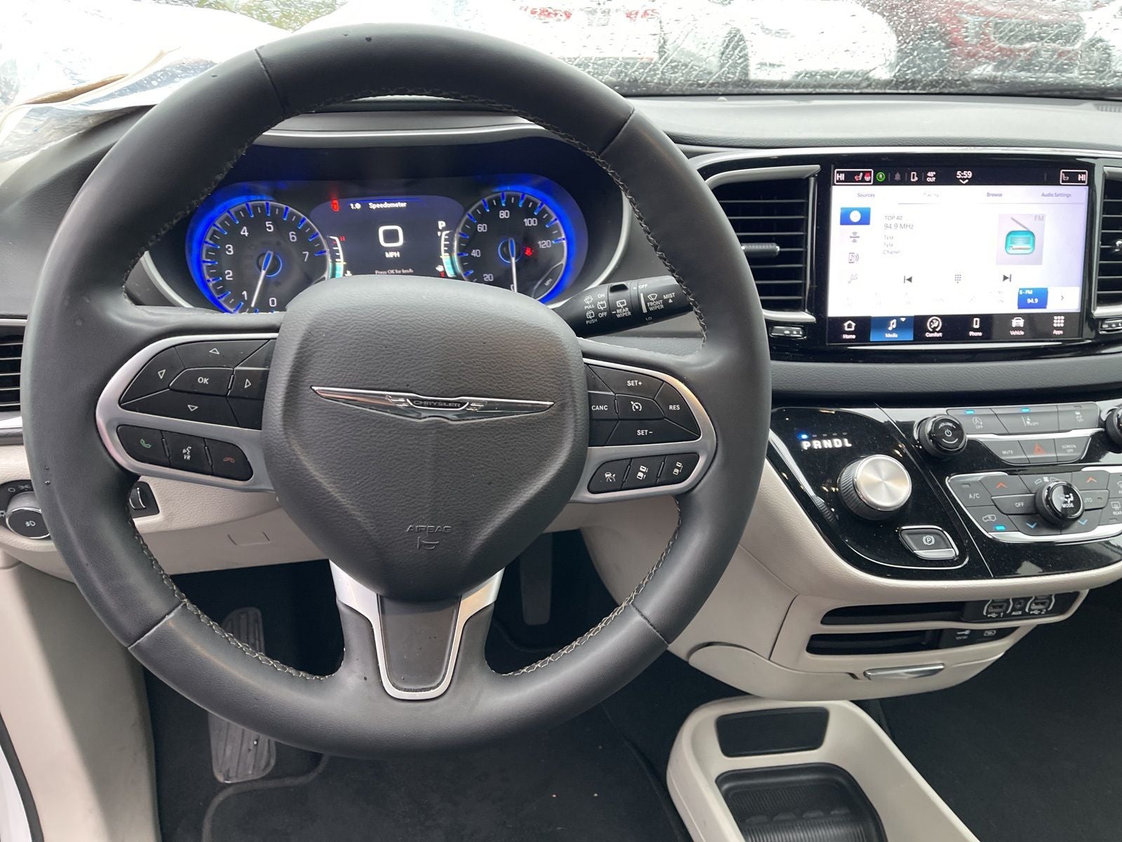 2022 Chrysler Pacifica Touring L