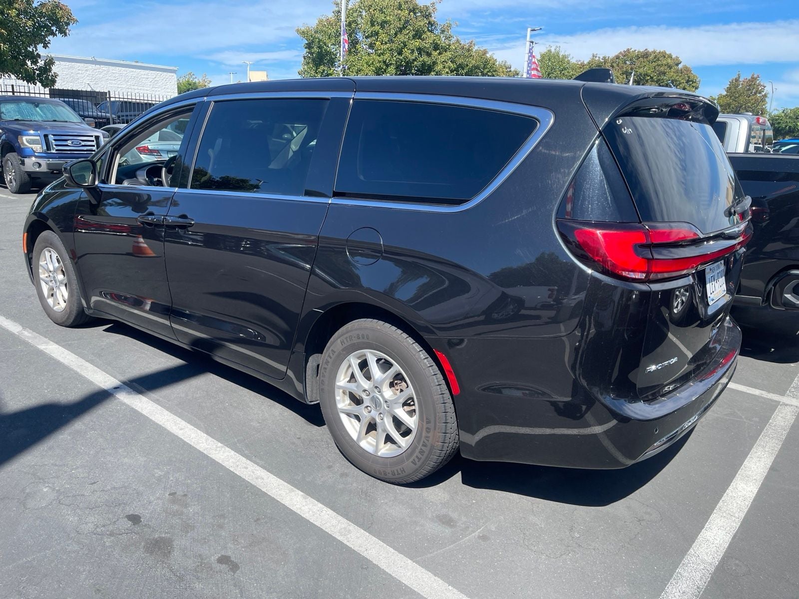 2023 Chrysler Pacifica Touring L
