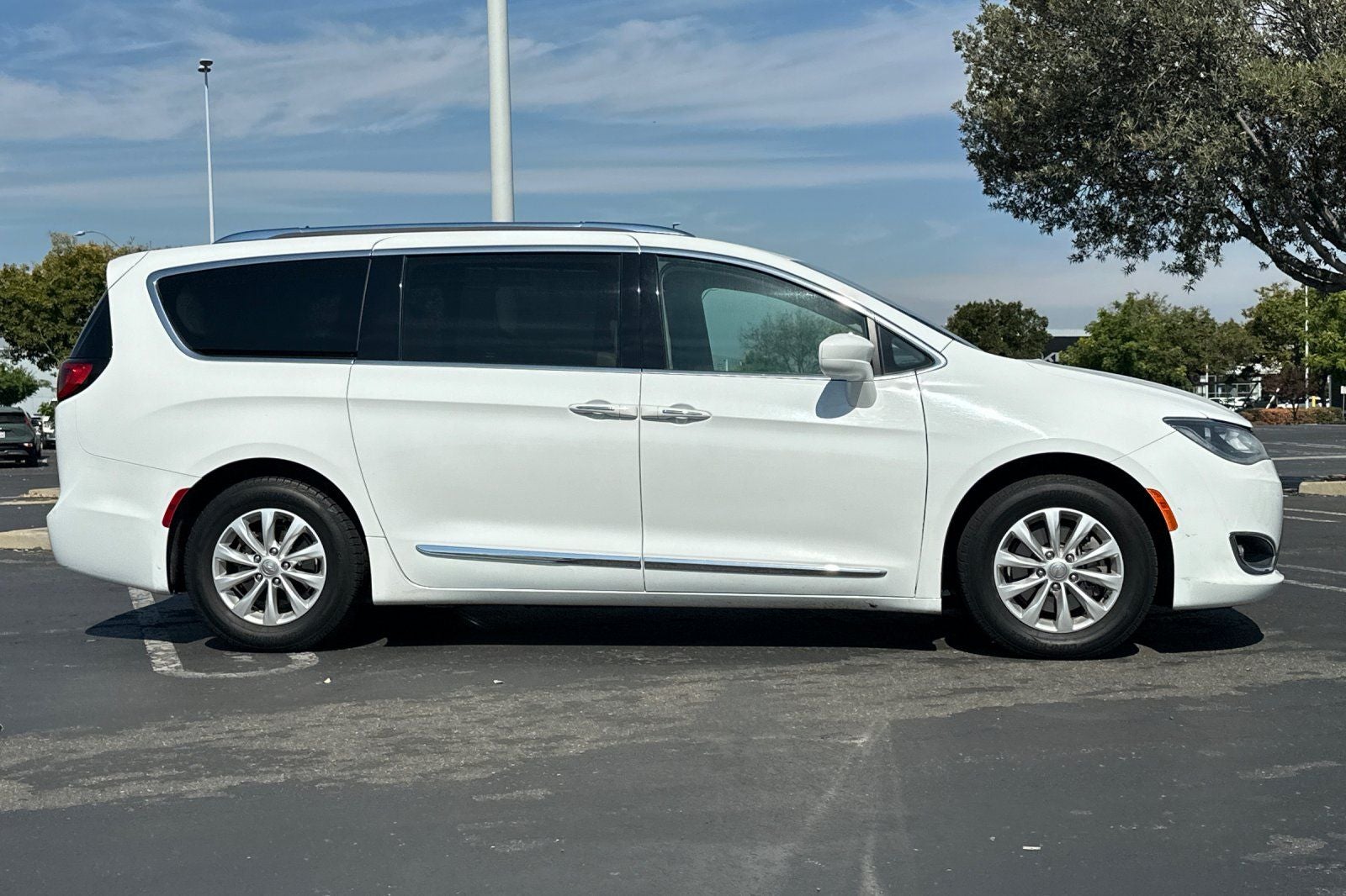 2018 Chrysler Pacifica Touring L Plus
