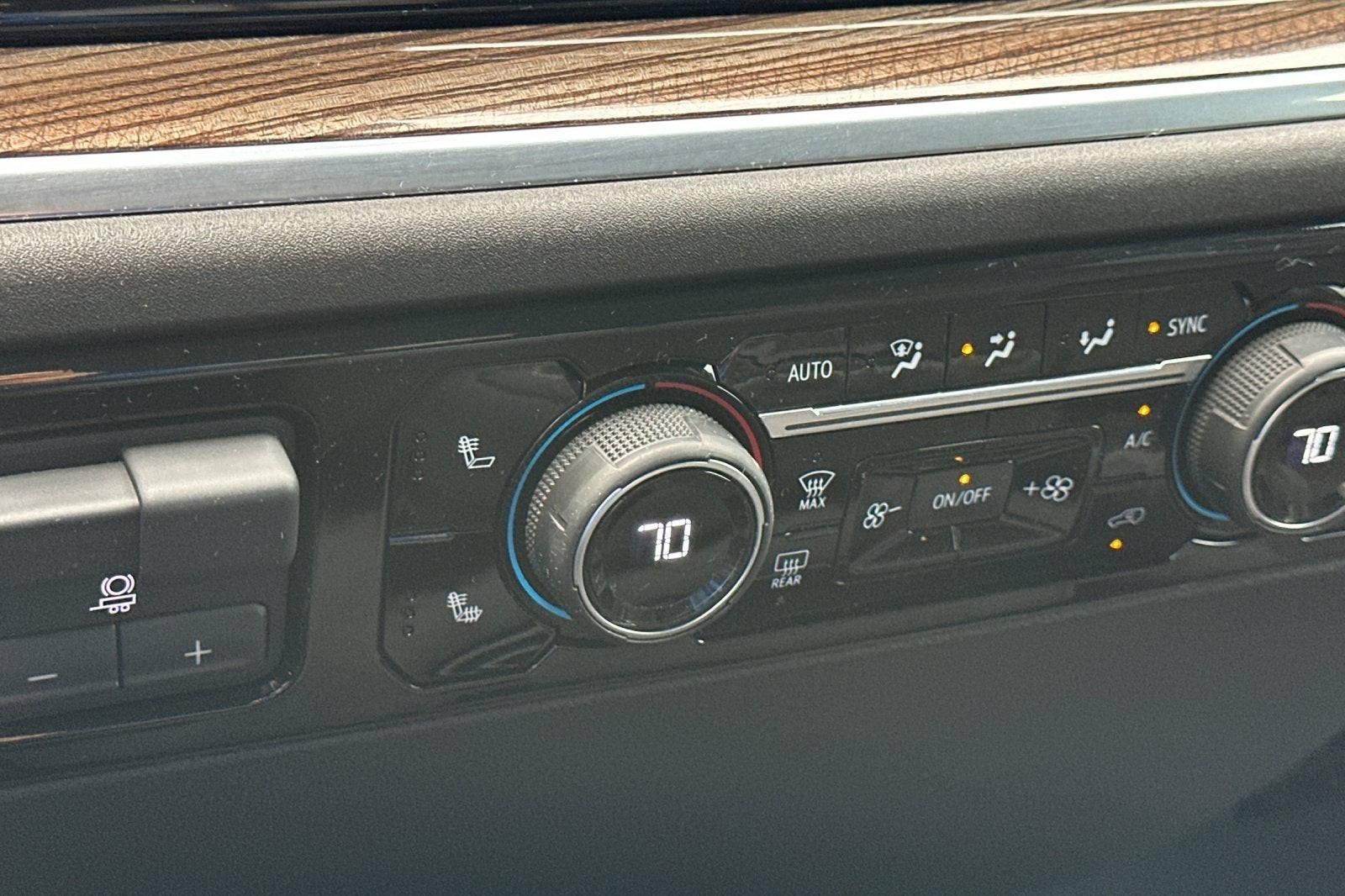 2022 Chevrolet Silverado 1500 LT LT1