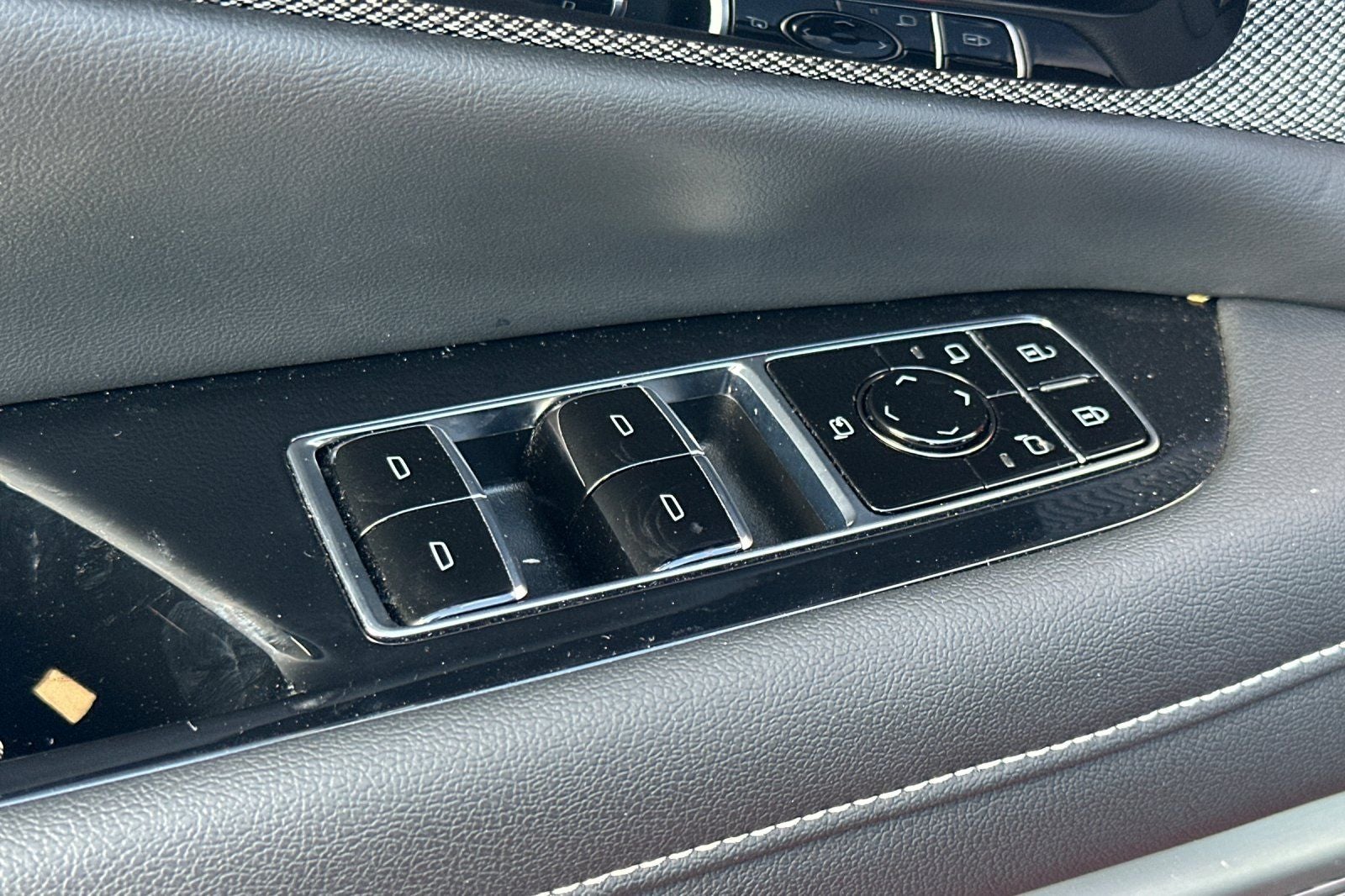 2025 Cadillac OPTIQ Sport 2