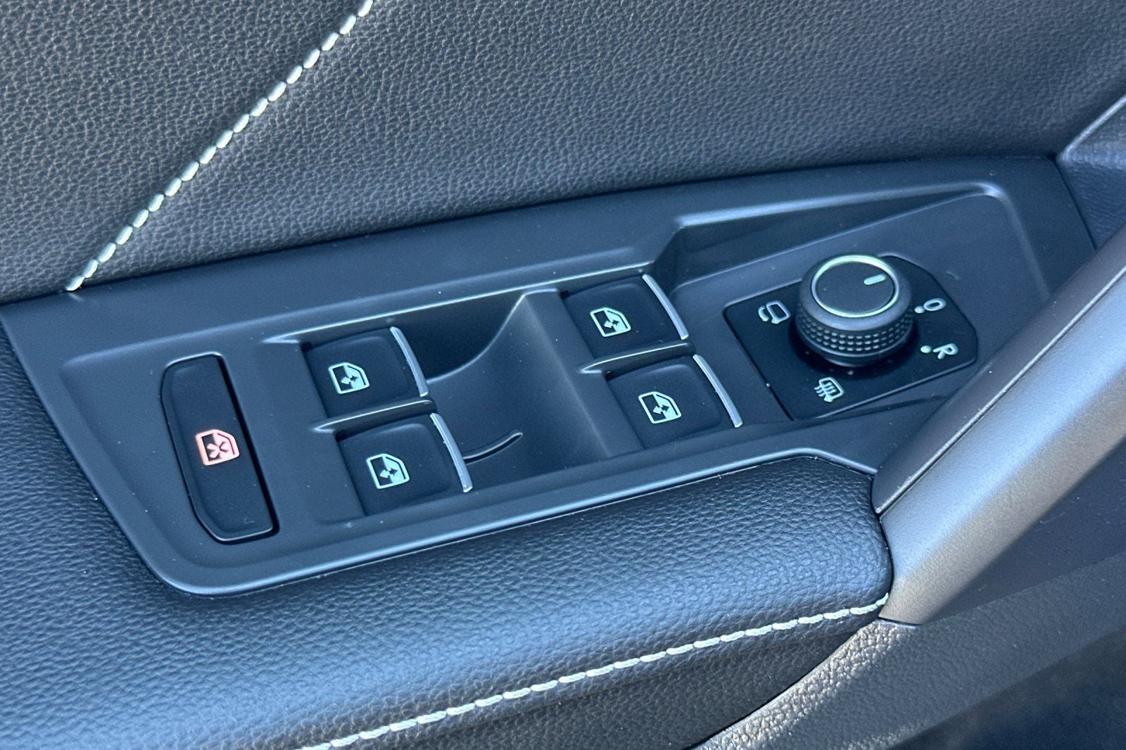 2022 Volkswagen Tiguan 2.0T SEL R-Line