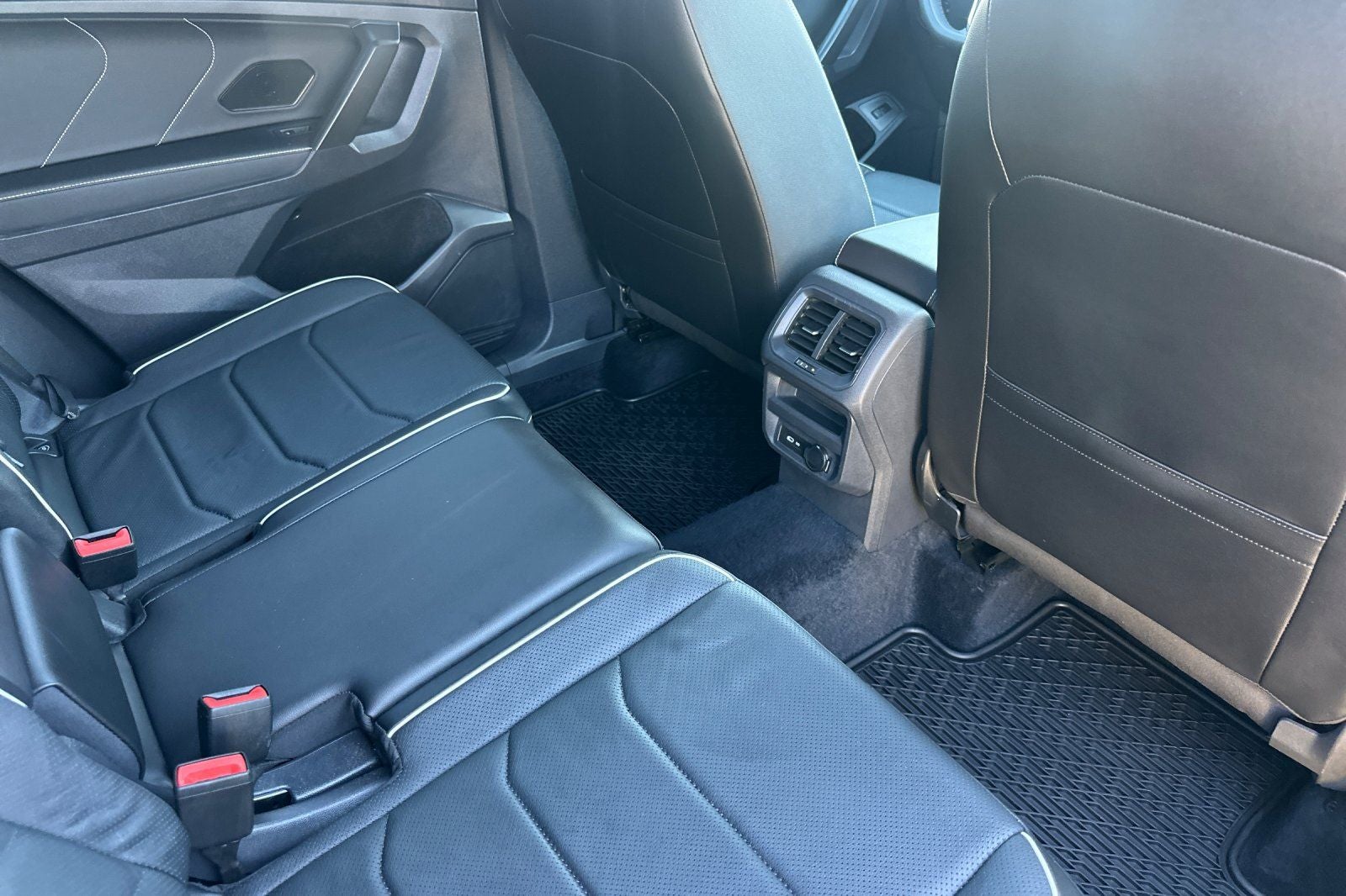 2022 Volkswagen Tiguan 2.0T SEL R-Line