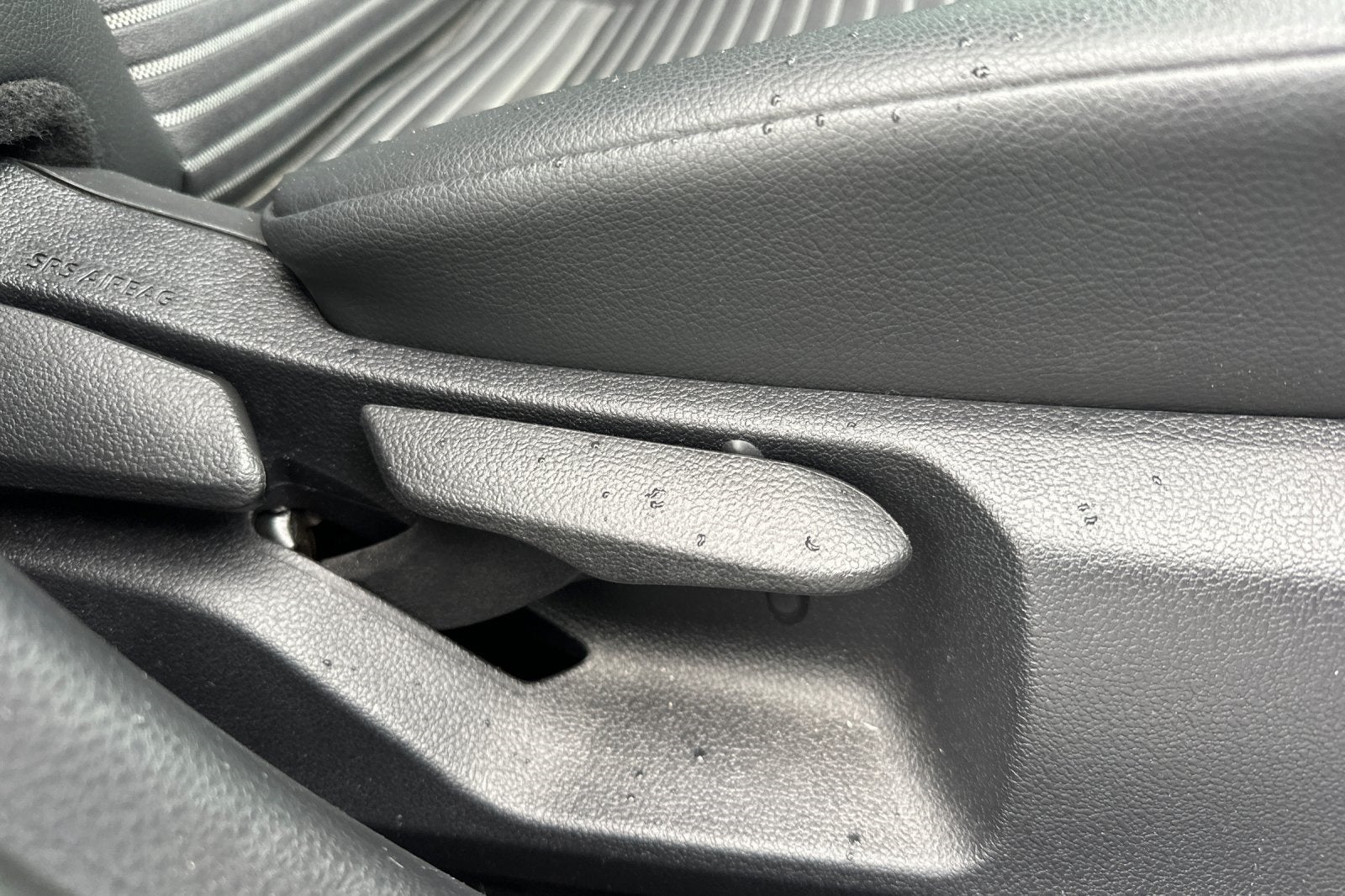 2022 Toyota Camry Hybrid SE