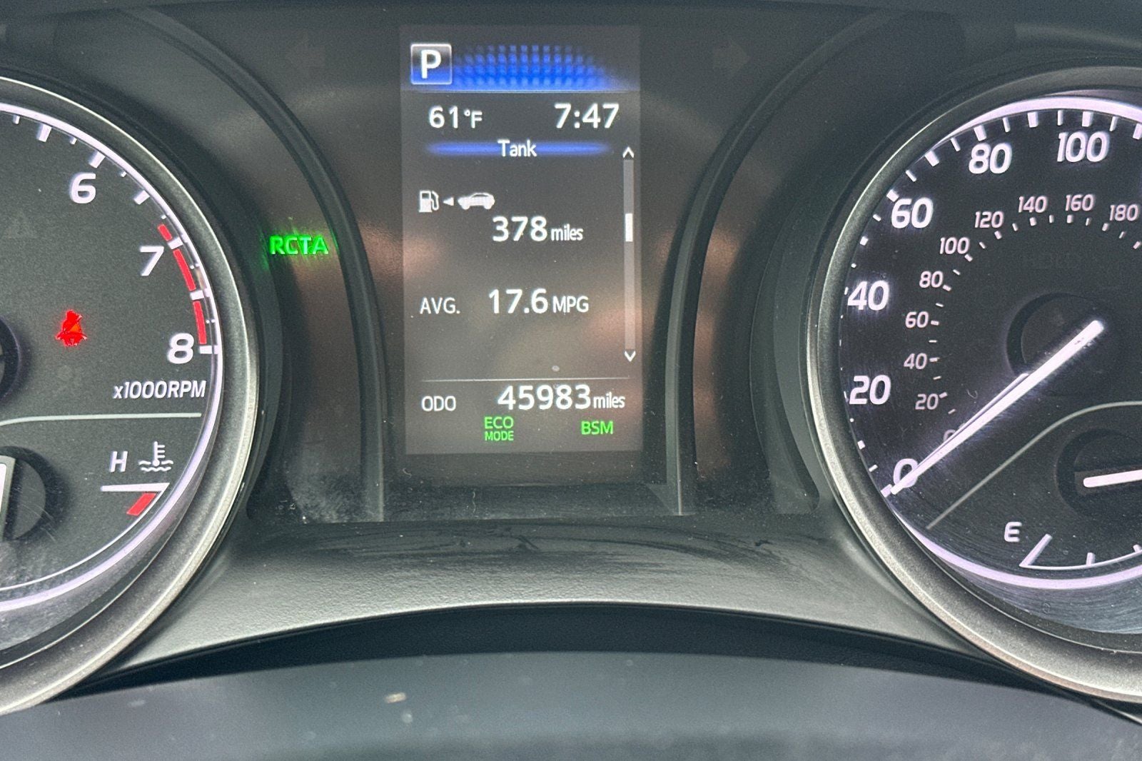 2023 Toyota Camry SE