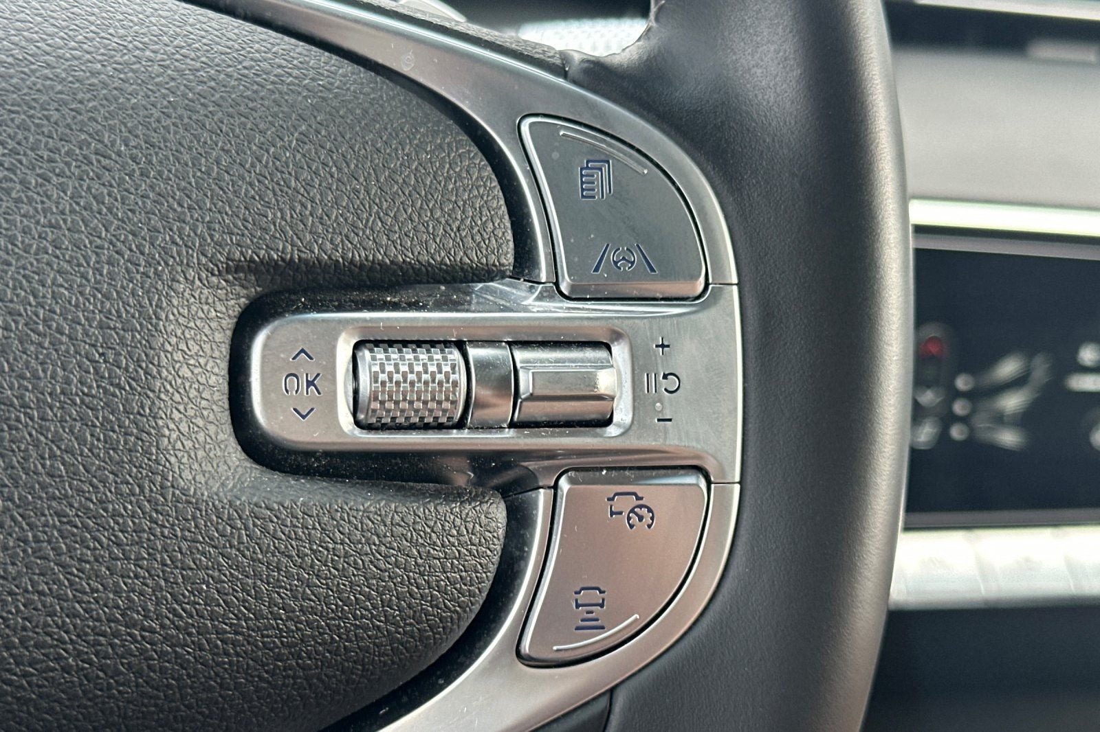 2024 Genesis GV70 2.5T