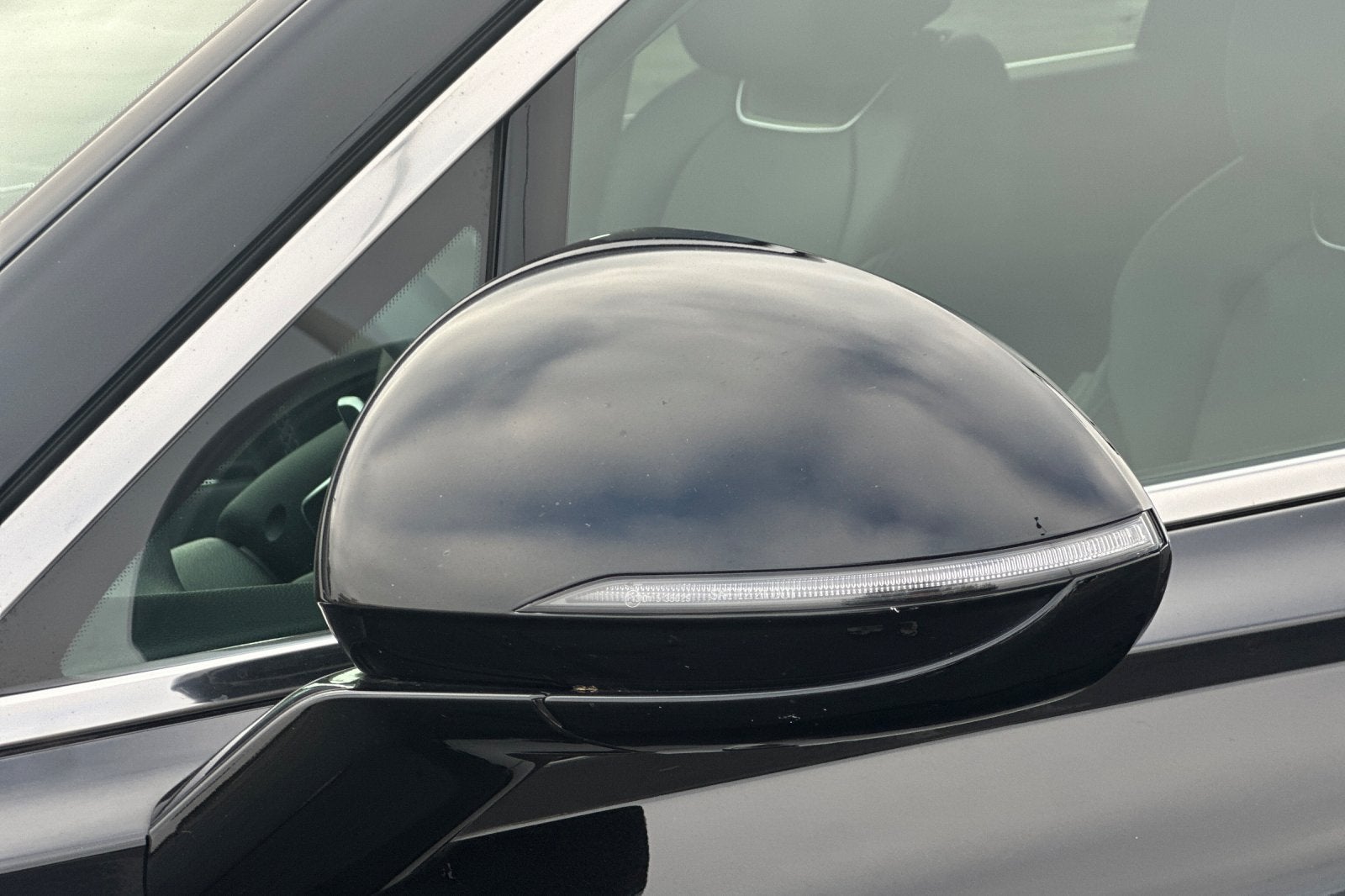 2024 Genesis GV70 2.5T