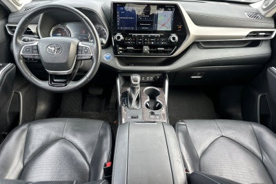 2022 Toyota Highlander Hybrid Limited