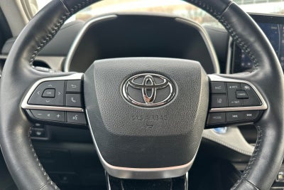 2022 Toyota Highlander Hybrid Limited