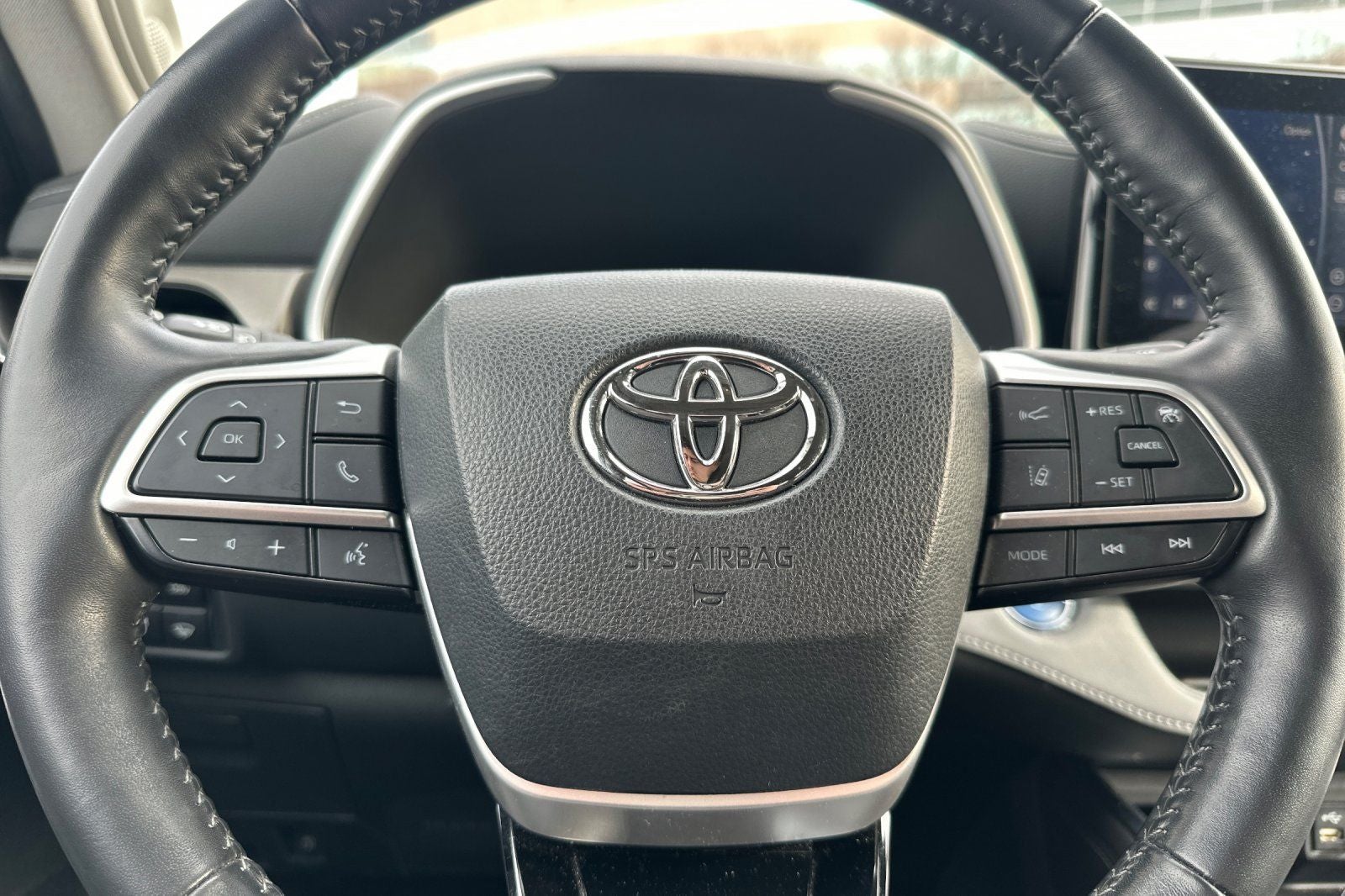 2022 Toyota Highlander Hybrid Limited