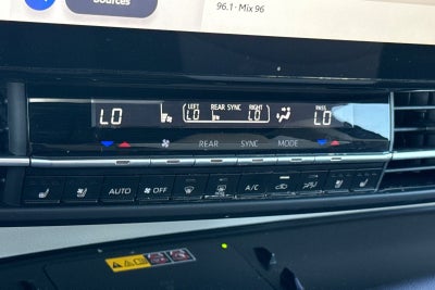 2025 Toyota Sienna Limited 7 Passenger