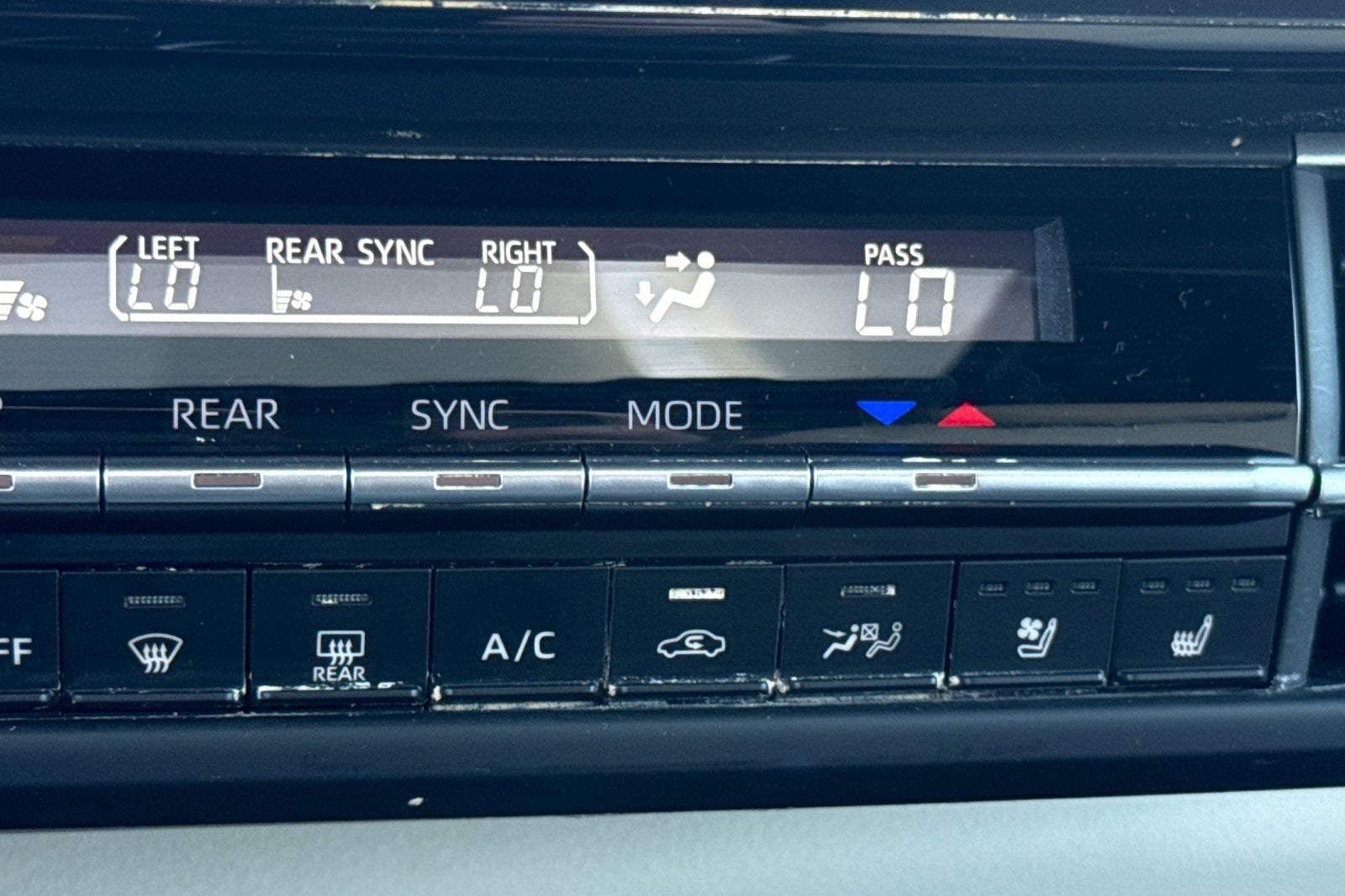 2025 Toyota Sienna Limited 7 Passenger