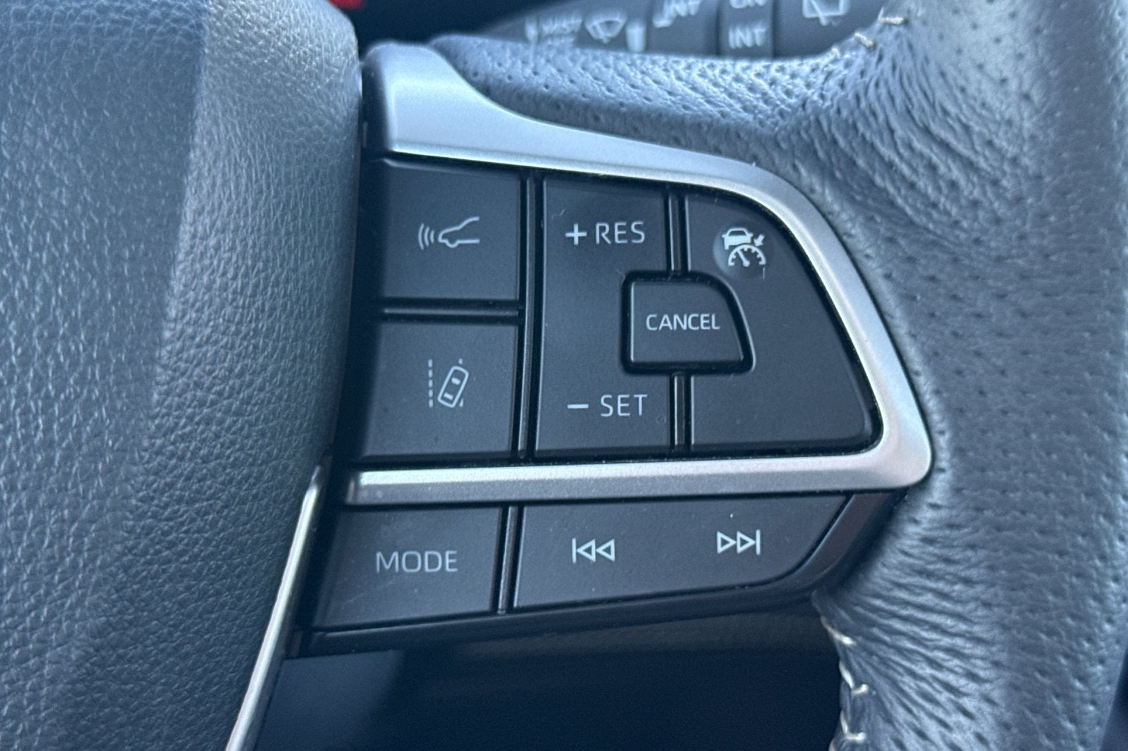 2025 Toyota Sienna Limited 7 Passenger