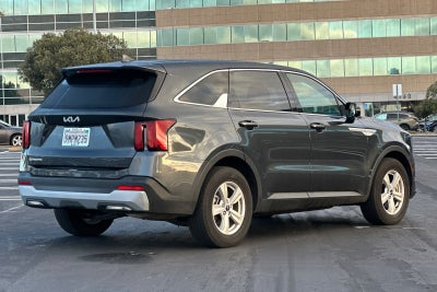 2024 Kia Sorento LX