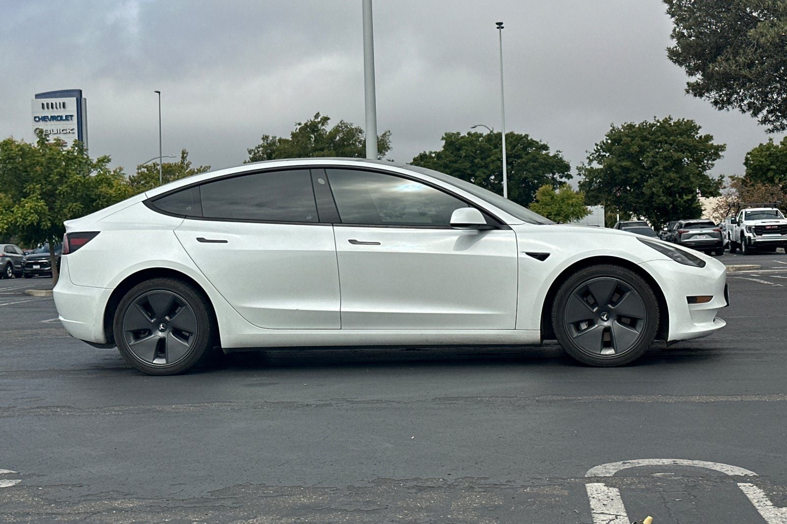 2023 Tesla Model 3 Base