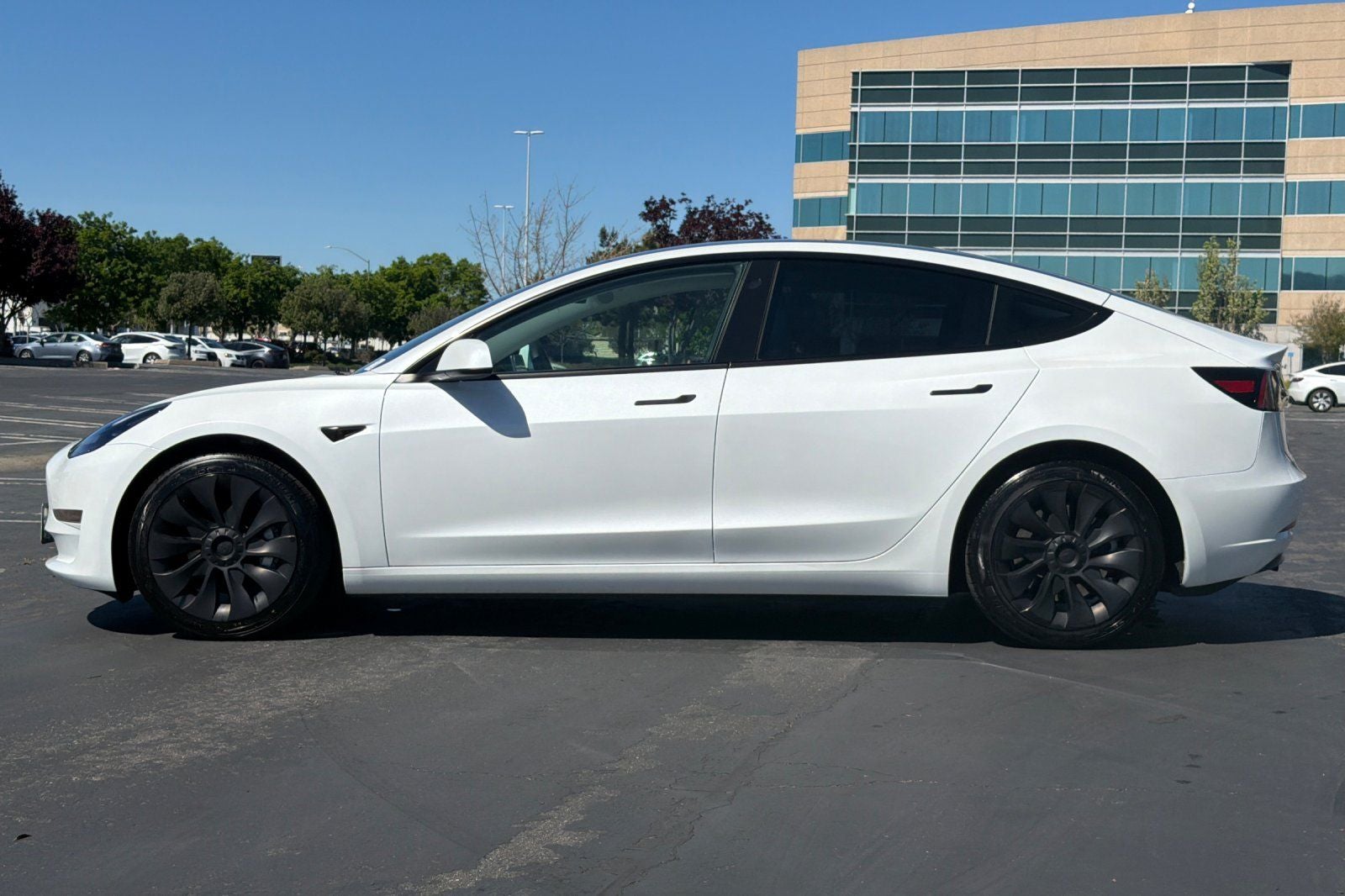 2023 Tesla Model 3 Base