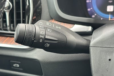 2024 Volvo S60 B5 Plus Dark Theme