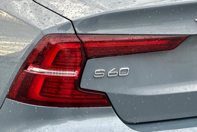 2024 Volvo S60 B5 Plus Dark Theme
