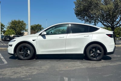 2026 Tesla Model Y Long Range