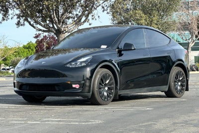 2024 Tesla Model Y Long Range