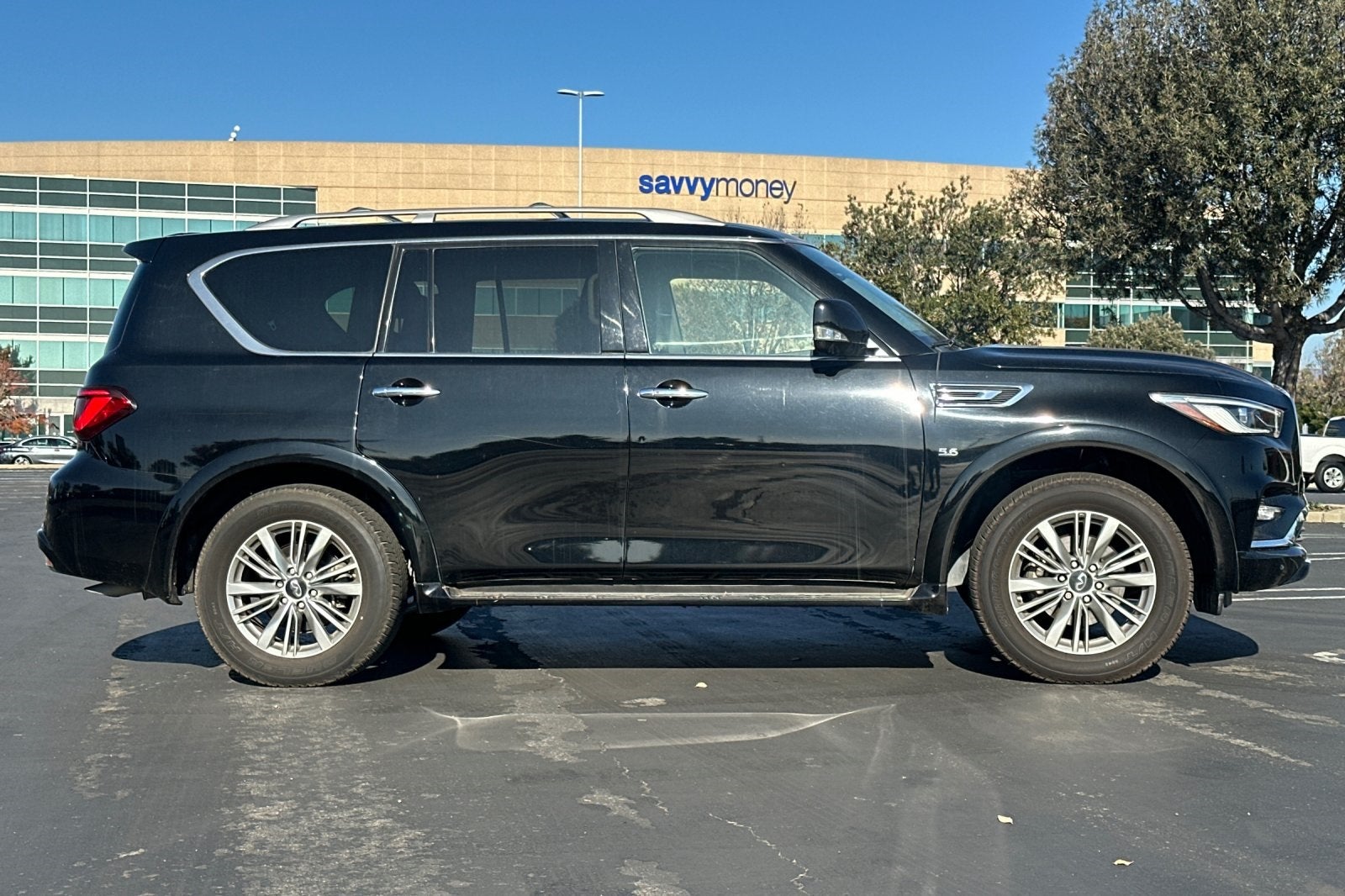 2018 INFINITI QX80 Base