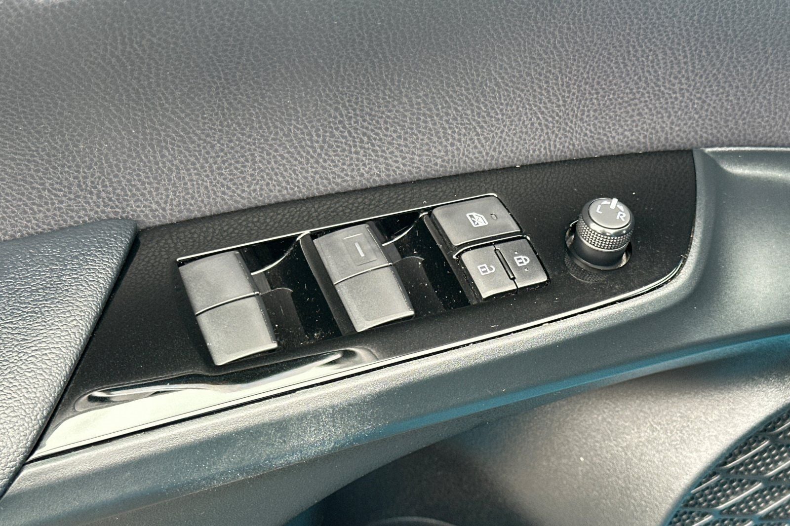 2022 Toyota Prius Prime LE